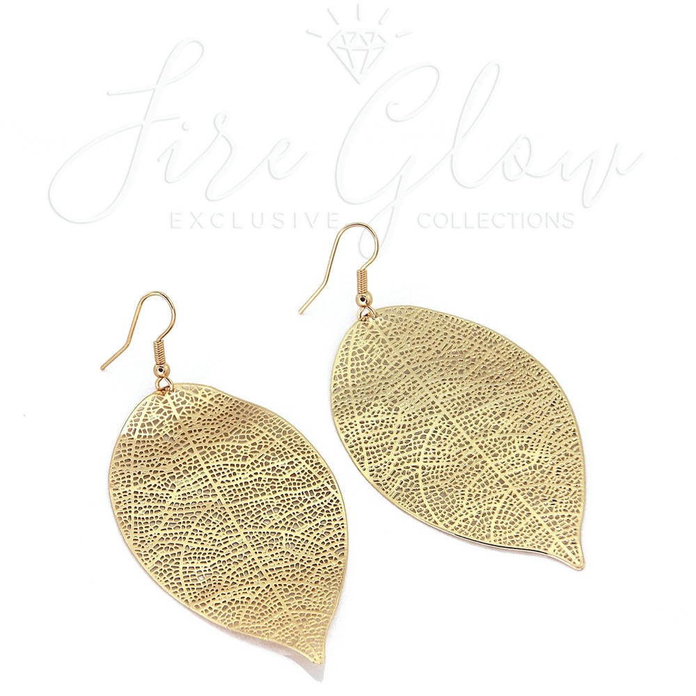 Boho Chic Gold Tone Filigree Leaf Earrings - Picture 6 of 8